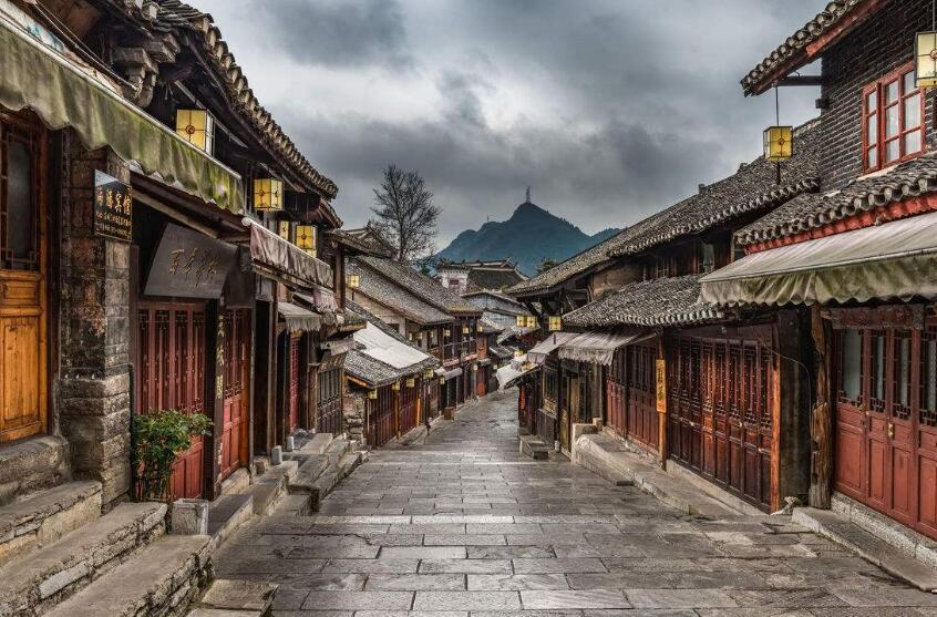 探寻冷知识的分享平台 — 东可以组啥词语